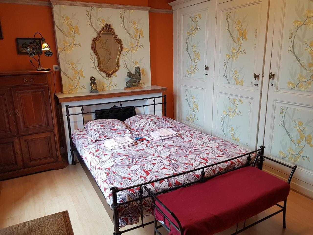 Chateau Lambert Moulinsart Hotel, Shuttle Airport, Long Term Parking, Snooker, Large Terrasse, Dinner, Breakfast Charleroi Ngoại thất bức ảnh